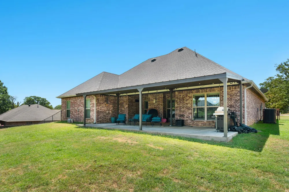 102 Bunker Drive Durant, OK 74701
