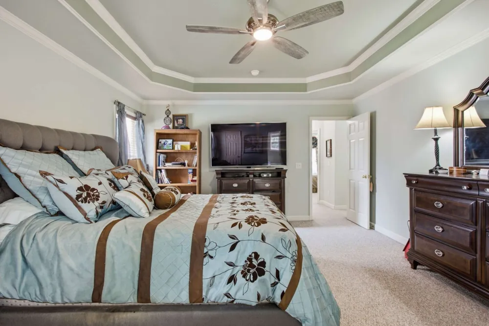 1042 Watauga Ct Thompsons Station, TN 37179