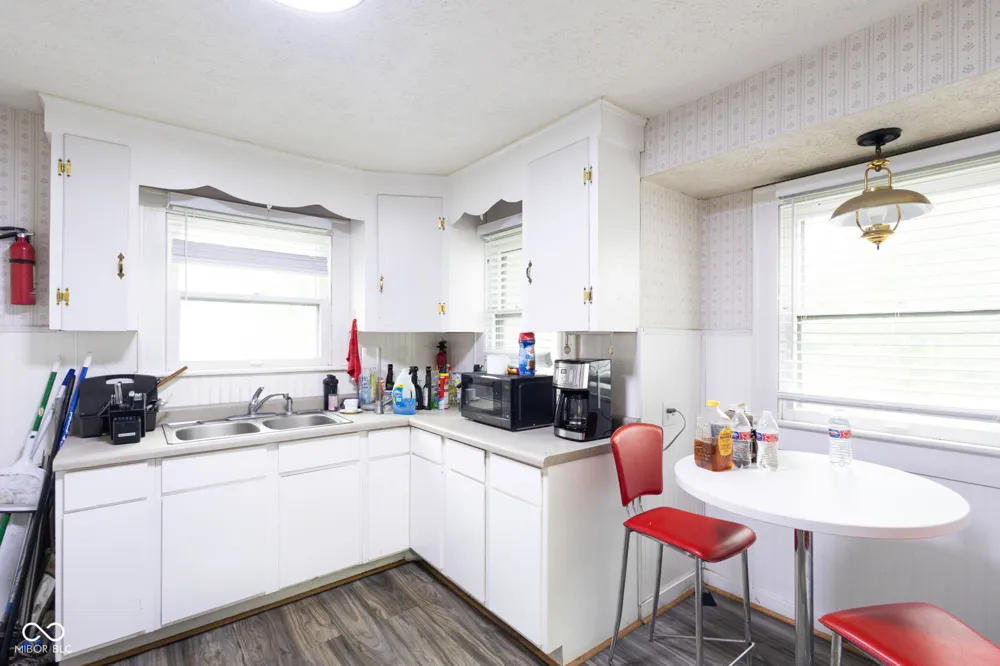 3611 W Washington Street Indianapolis, IN 46241