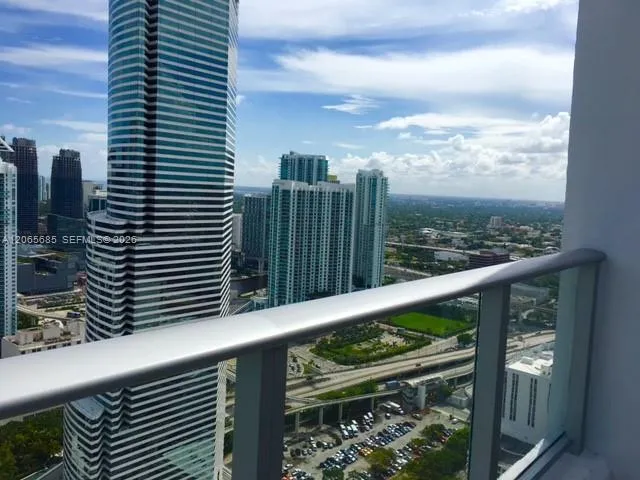 151 SE 1 Street #2207 Miami, FL 33131