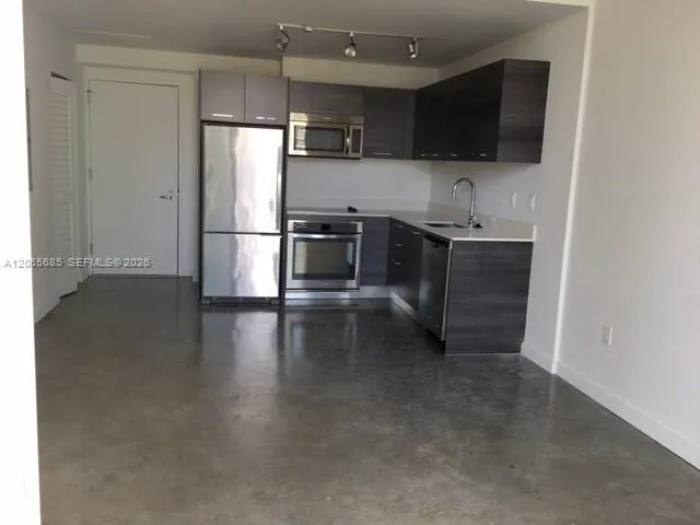 151 SE 1 Street #2207 Miami, FL 33131