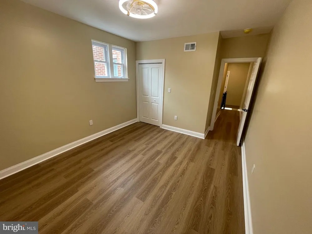 5730 KEMBLE AVENUE Philadelphia, PA 19141