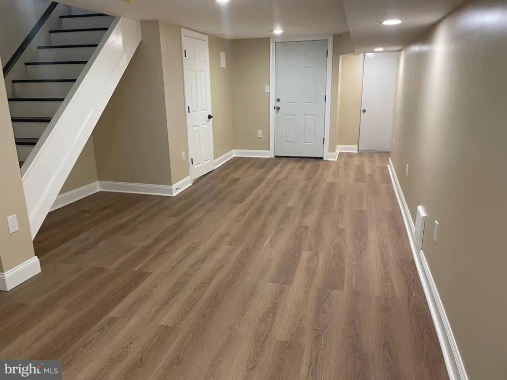 5730 KEMBLE AVENUE Philadelphia, PA 19141