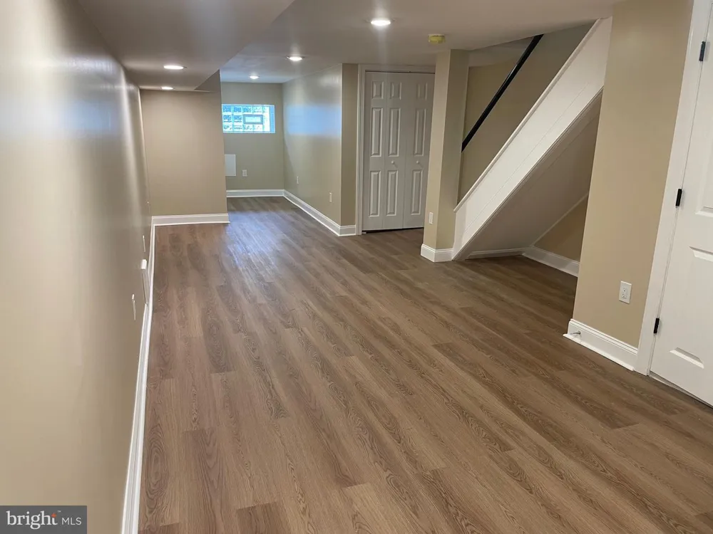 5730 KEMBLE AVENUE Philadelphia, PA 19141