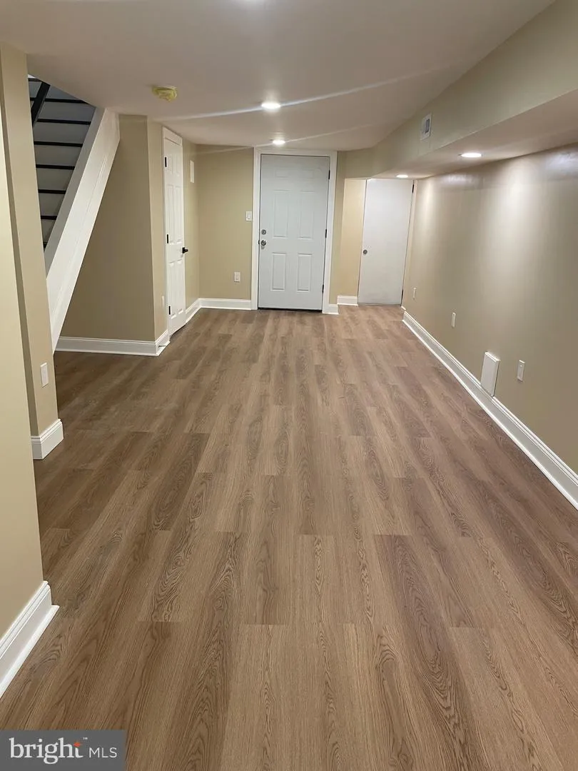 5730 KEMBLE AVENUE Philadelphia, PA 19141