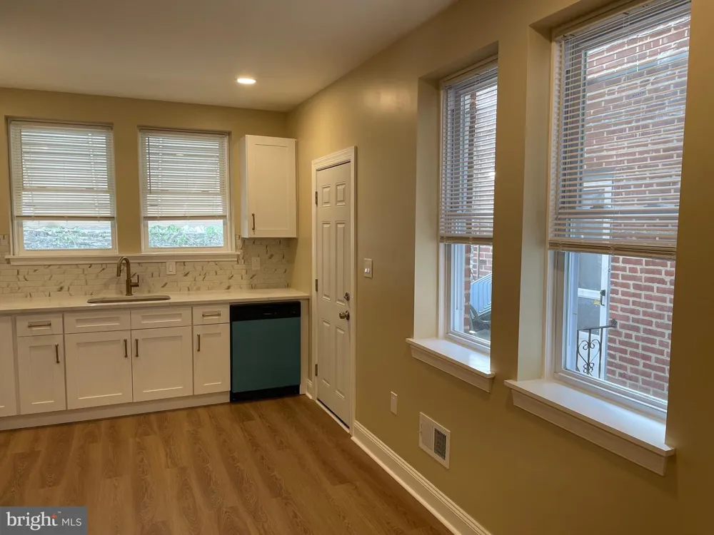 5730 KEMBLE AVENUE Philadelphia, PA 19141