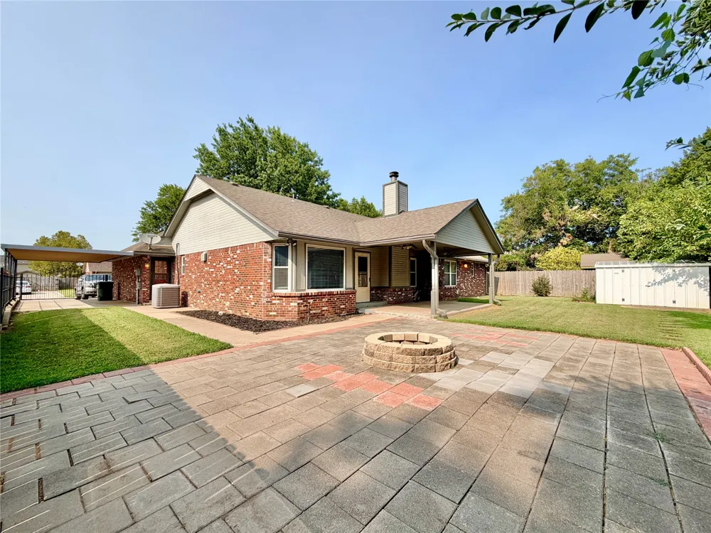 12402 E 77th Street Owasso, OK 74055