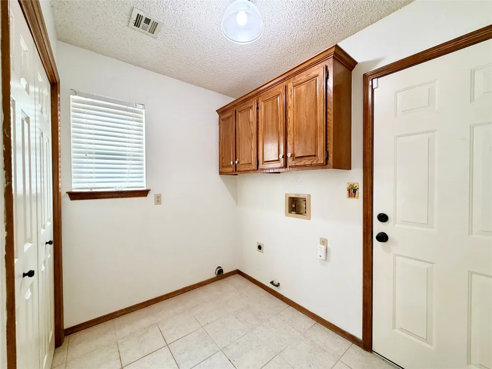 12402 E 77th Street Owasso, OK 74055