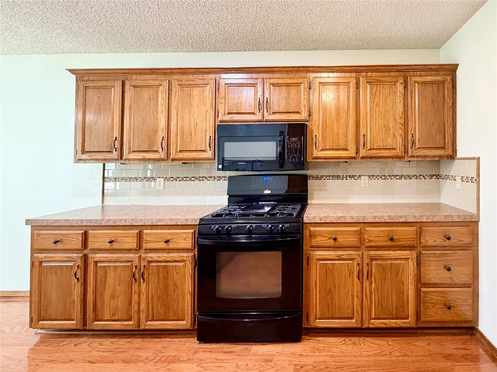 12402 E 77th Street Owasso, OK 74055