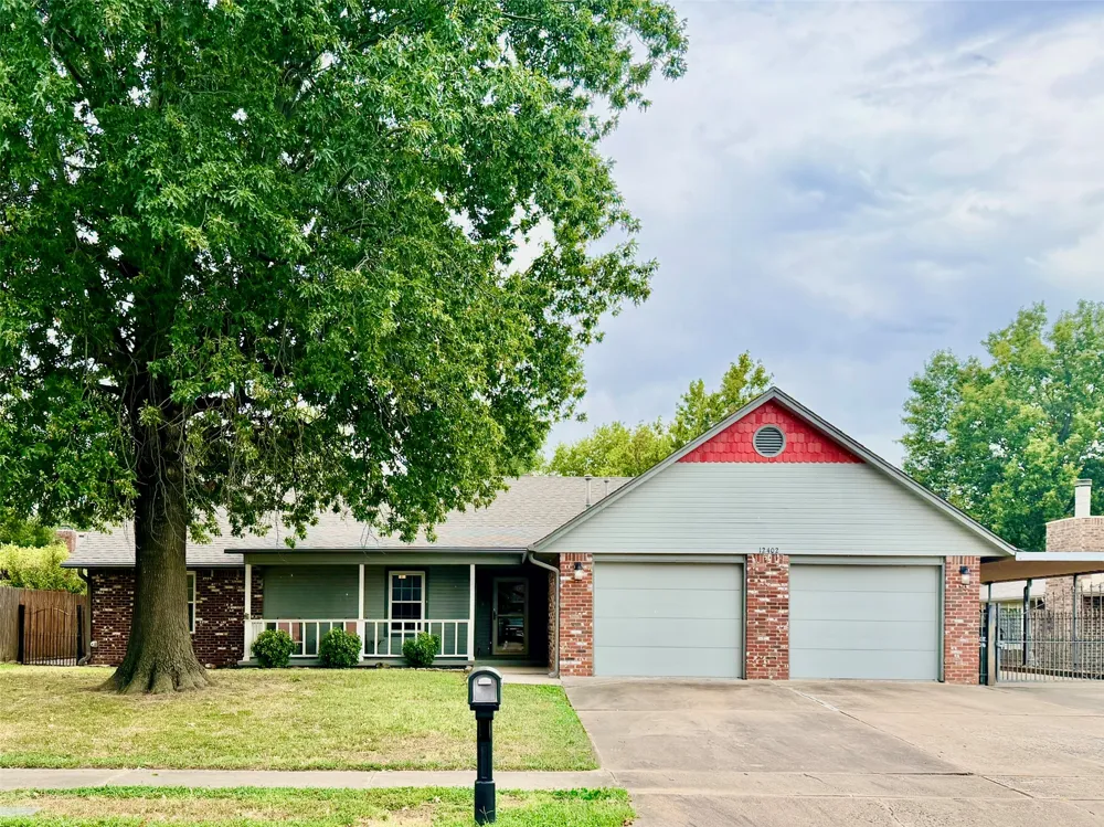 12402 E 77th Street Owasso, OK 74055