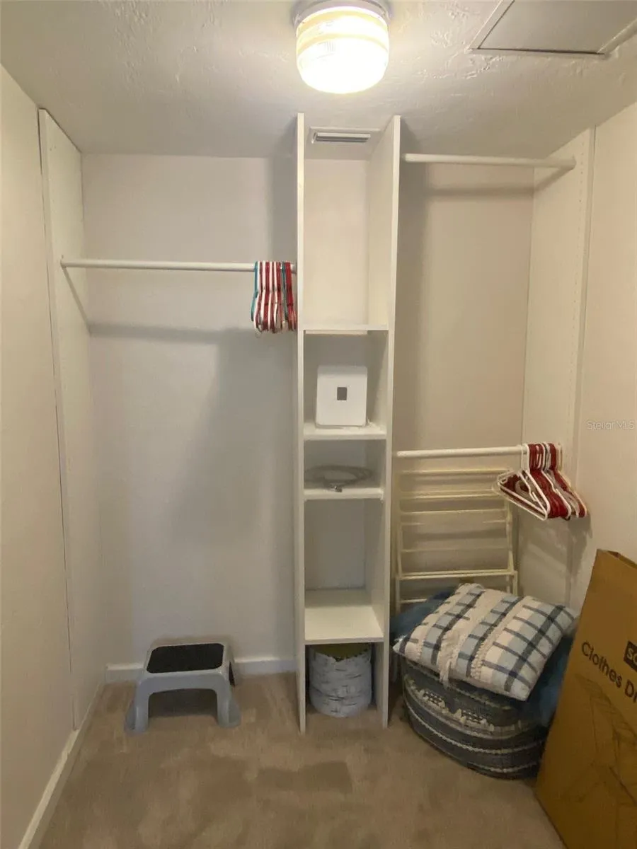 238 TAMPA AVENUE W #6B Venice, FL 34285