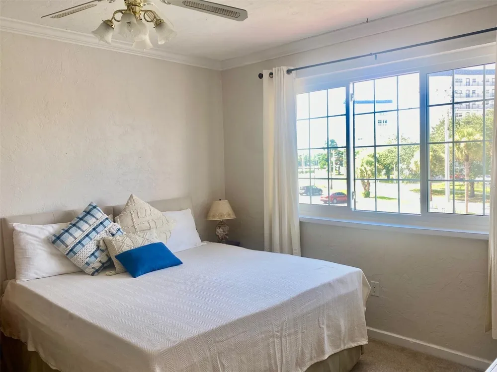 238 TAMPA AVENUE W #6B Venice, FL 34285