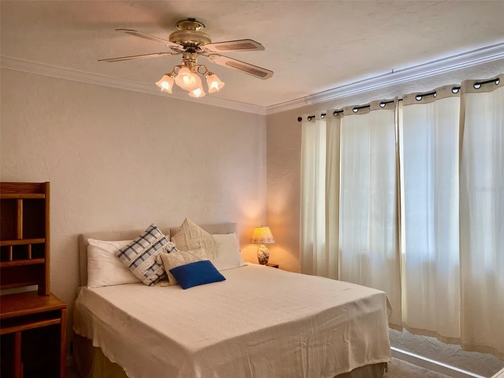238 TAMPA AVENUE W #6B Venice, FL 34285