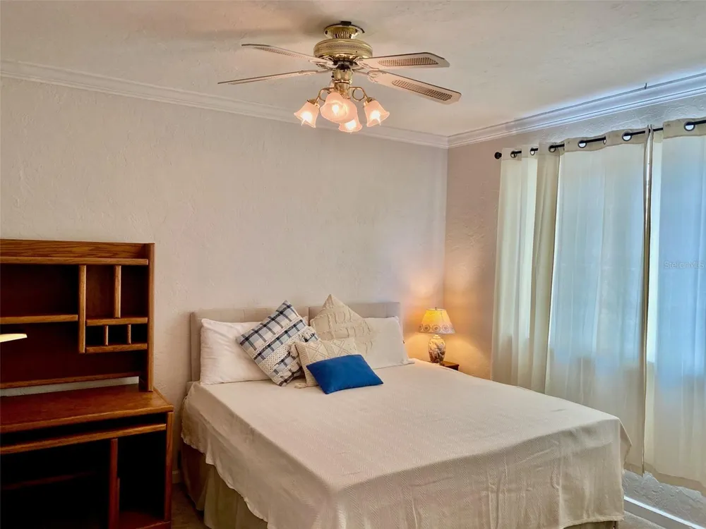 238 TAMPA AVENUE W #6B Venice, FL 34285