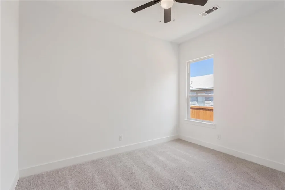 204 3rd Street Hillsboro, TX 76645