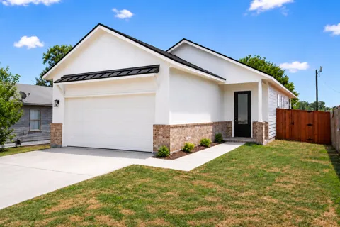 204 3rd Street