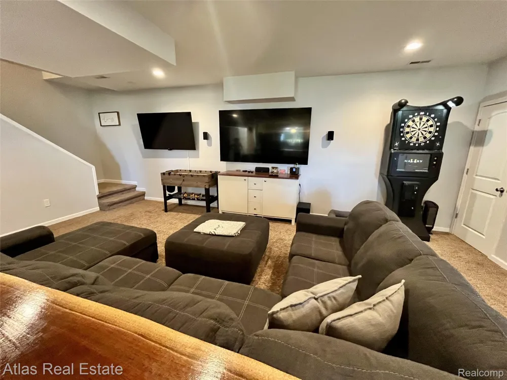8345 Oak Ridge Drive Atlas Township, MI 48438