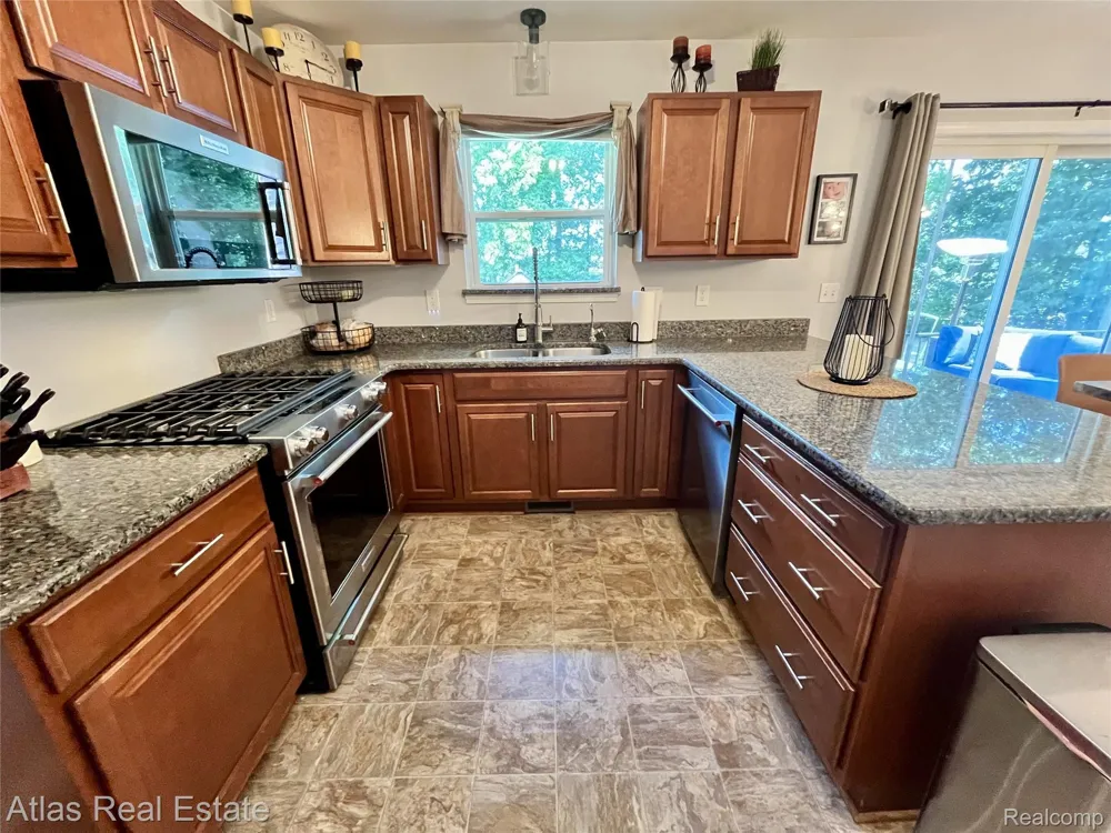 8345 Oak Ridge Drive Atlas Township, MI 48438