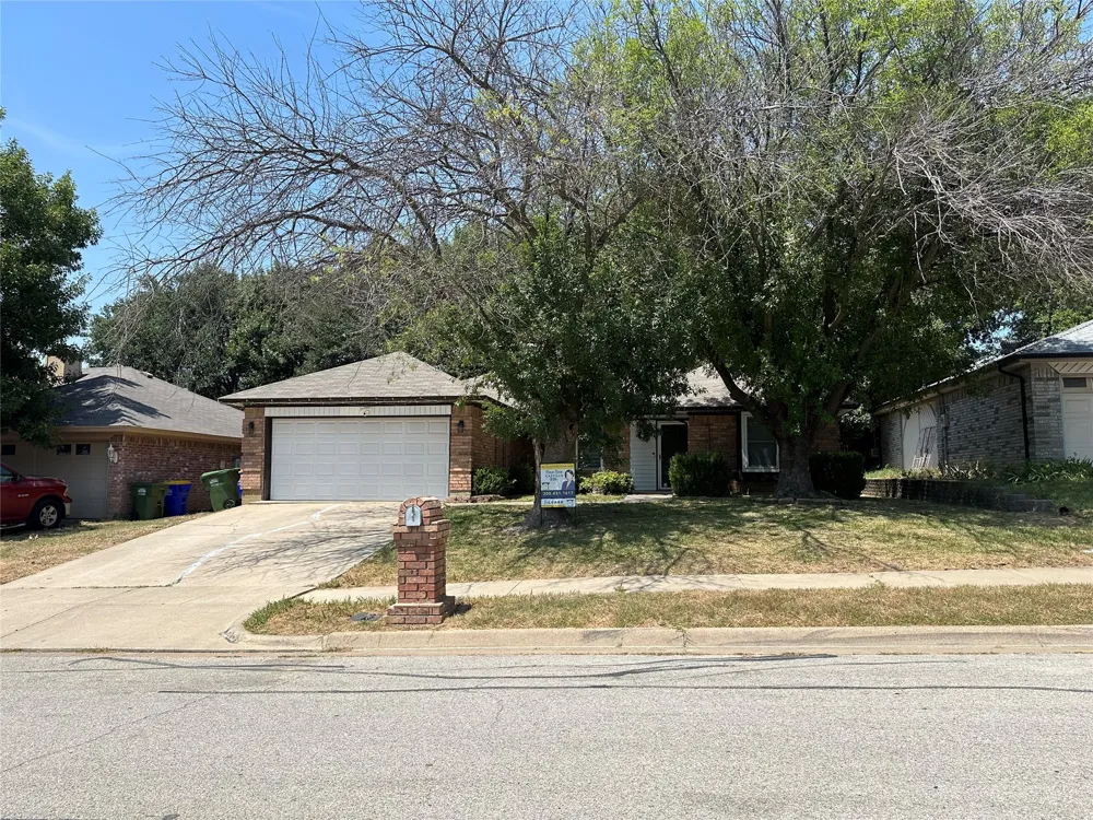 6217 Firebird Drive Watauga, TX 76148