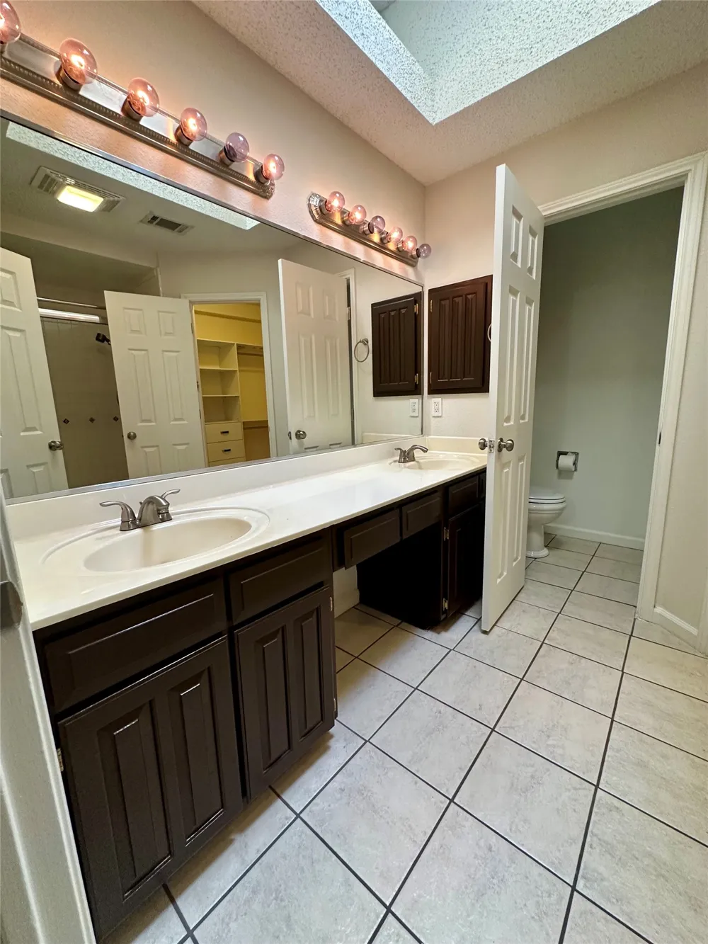 6217 Firebird Drive Watauga, TX 76148
