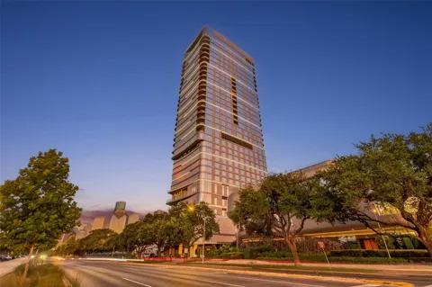1711 Allen Parkway #2203