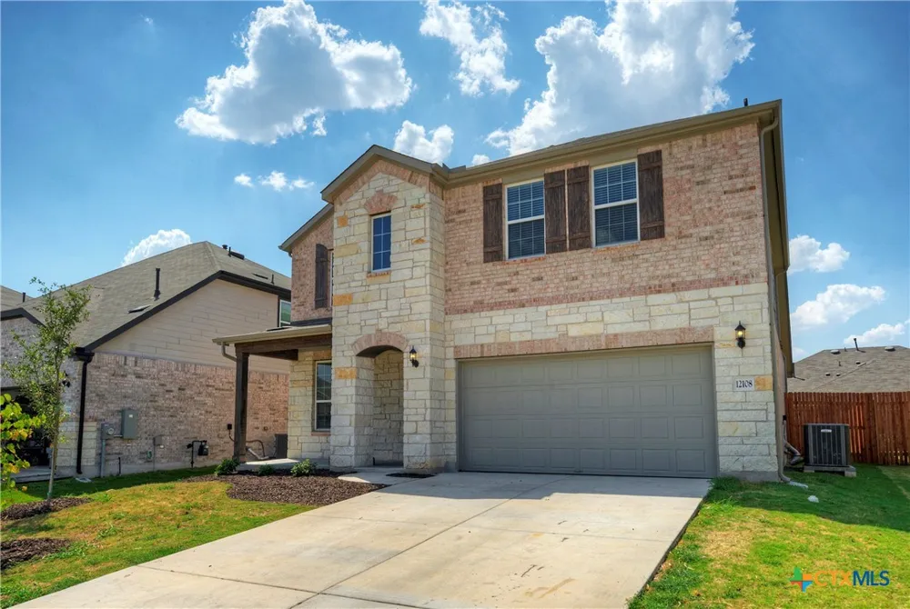 12108 SE Bacalar Bend Manor, TX 78653