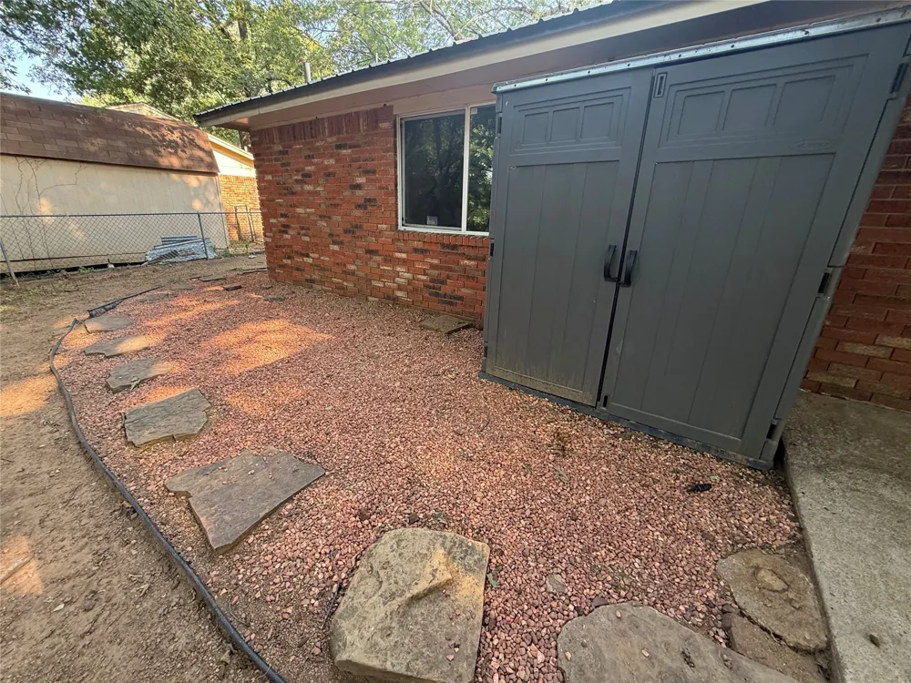 2000 Deer Run Circle Muskogee, OK 74403
