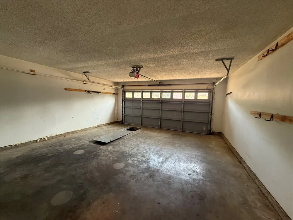 2000 Deer Run Circle Muskogee, OK 74403