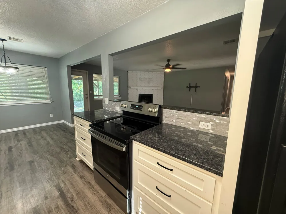 2000 Deer Run Circle Muskogee, OK 74403