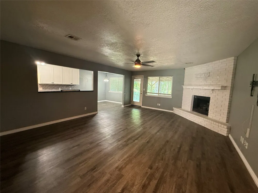 2000 Deer Run Circle Muskogee, OK 74403