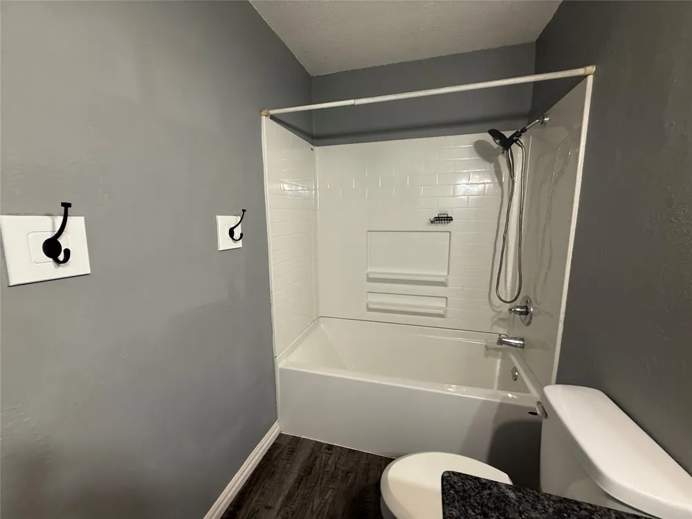 2000 Deer Run Circle Muskogee, OK 74403