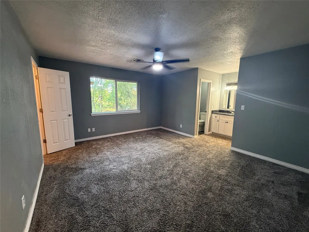 2000 Deer Run Circle Muskogee, OK 74403