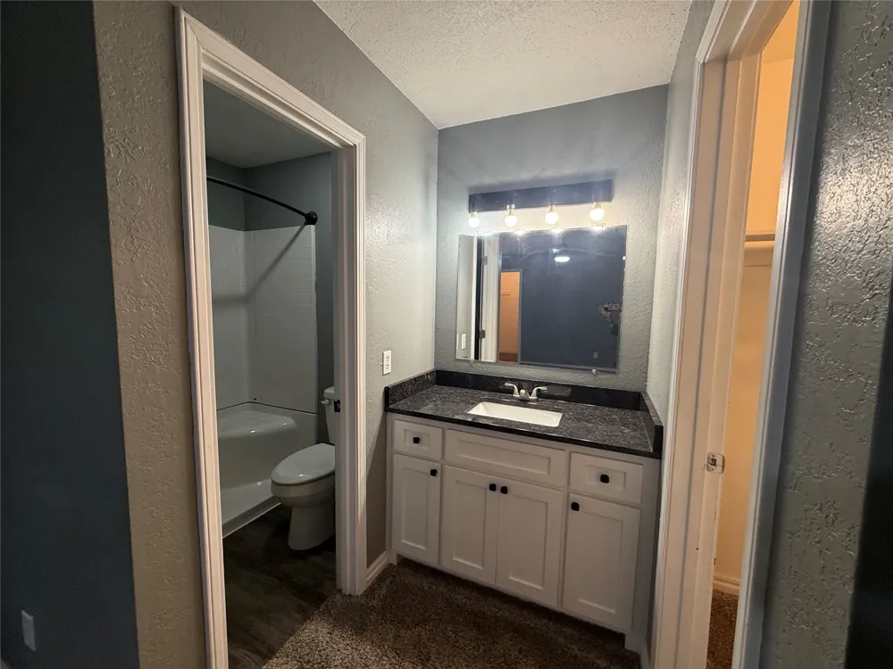 2000 Deer Run Circle Muskogee, OK 74403