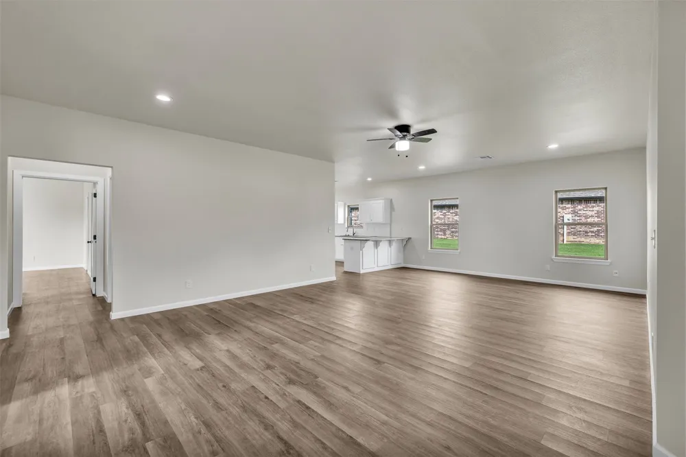 8542 Spring Creek Lane Claremore, OK 74019