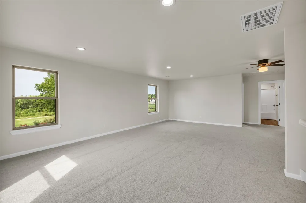8542 Spring Creek Lane Claremore, OK 74019