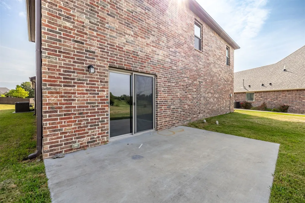 8542 Spring Creek Lane Claremore, OK 74019