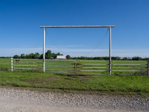 3 300 ROAD