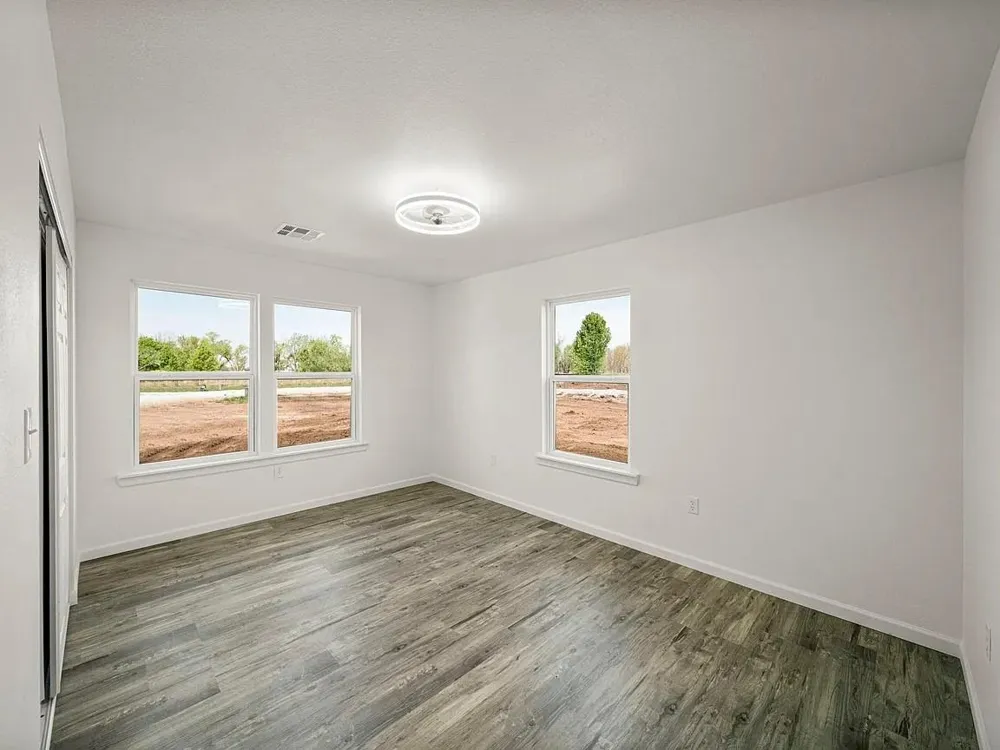 1021 4345 ROAD Pryor, OK 74361
