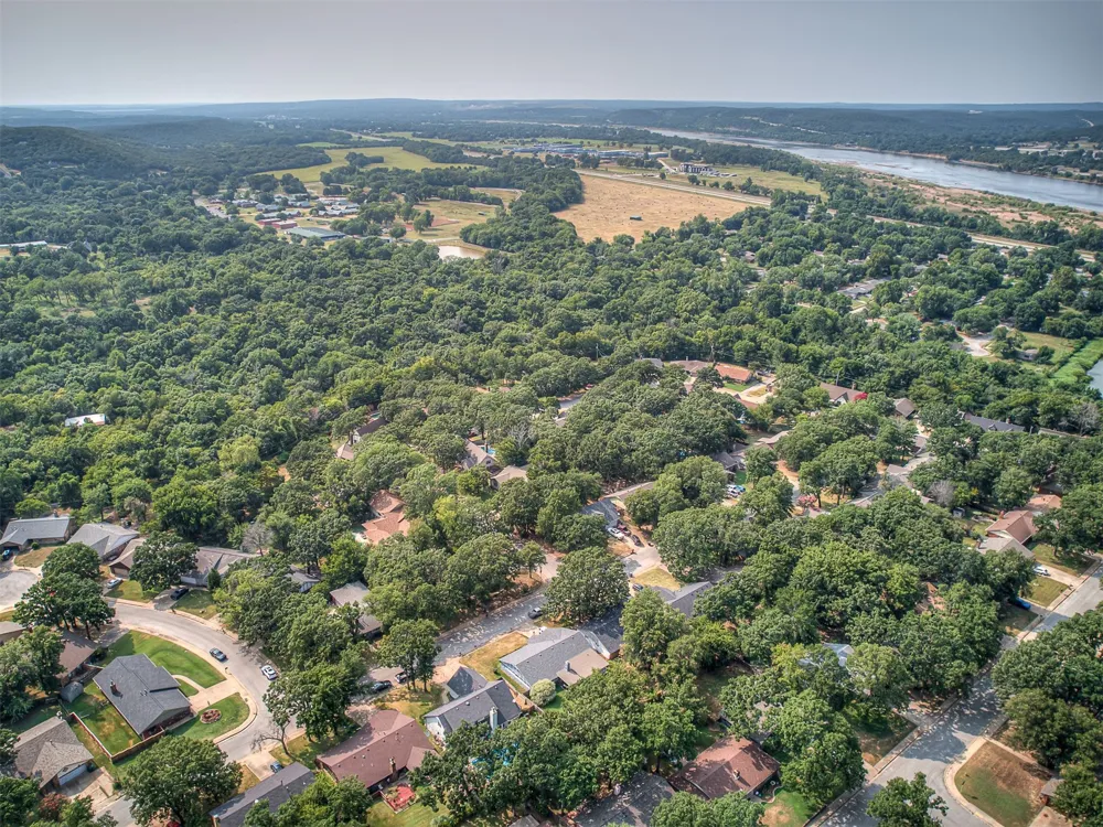 3121 Bahama Drive Sand Springs, OK 74063