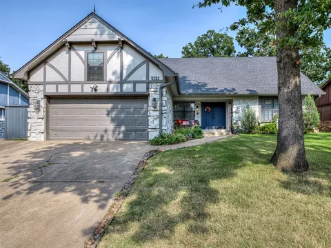 3121 Bahama Drive