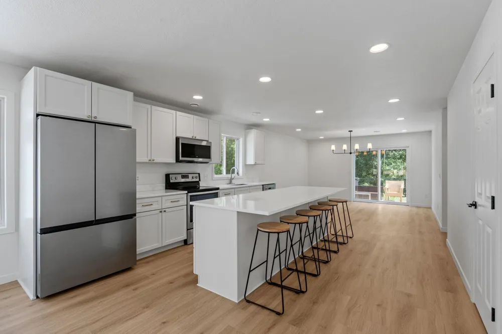620 Meadowlark Lane Eden Valley, MN 55329