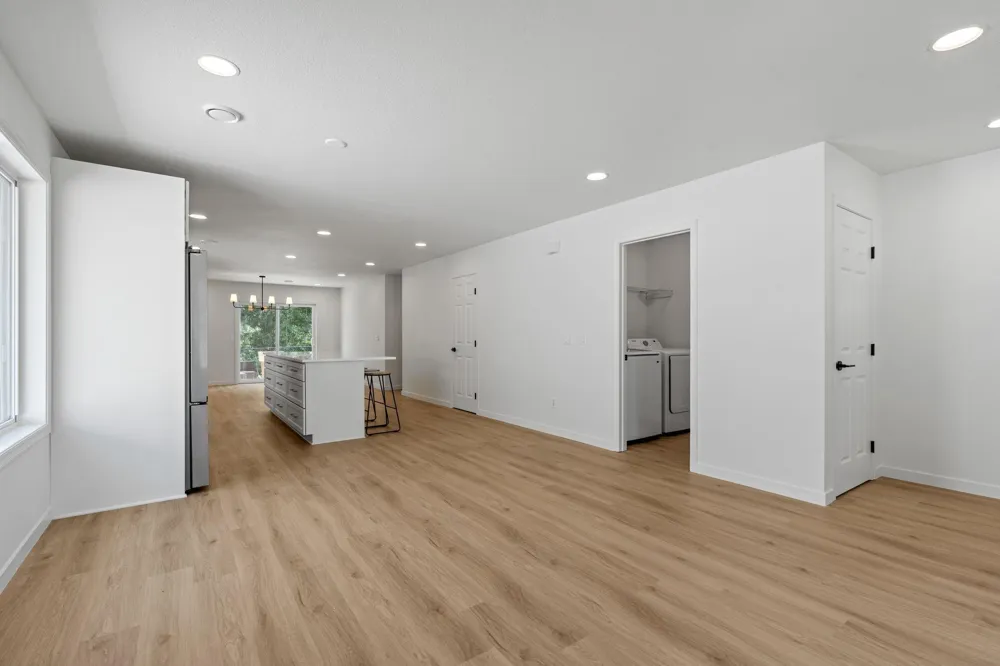 620 Meadowlark Lane Eden Valley, MN 55329