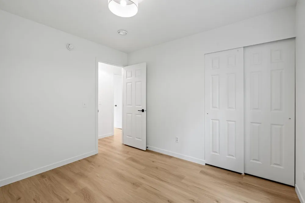 620 Meadowlark Lane Eden Valley, MN 55329