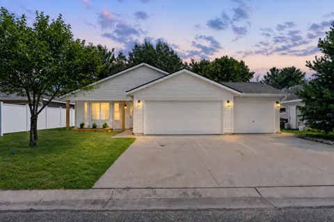 620 Meadowlark Lane