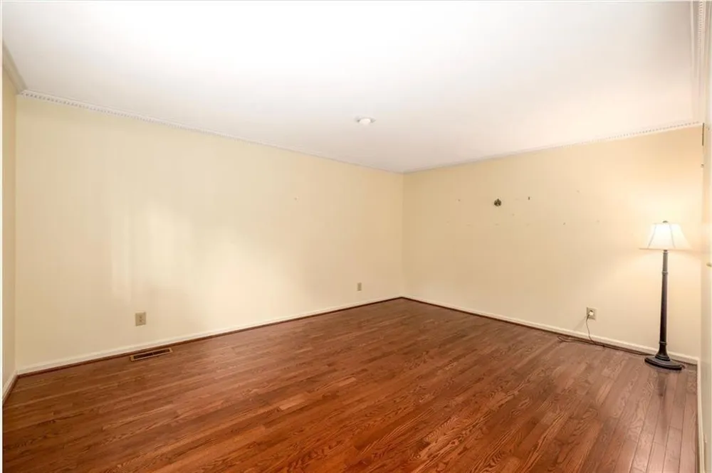 2123 Mountain Creek Drive Smoke Rise, GA 30087