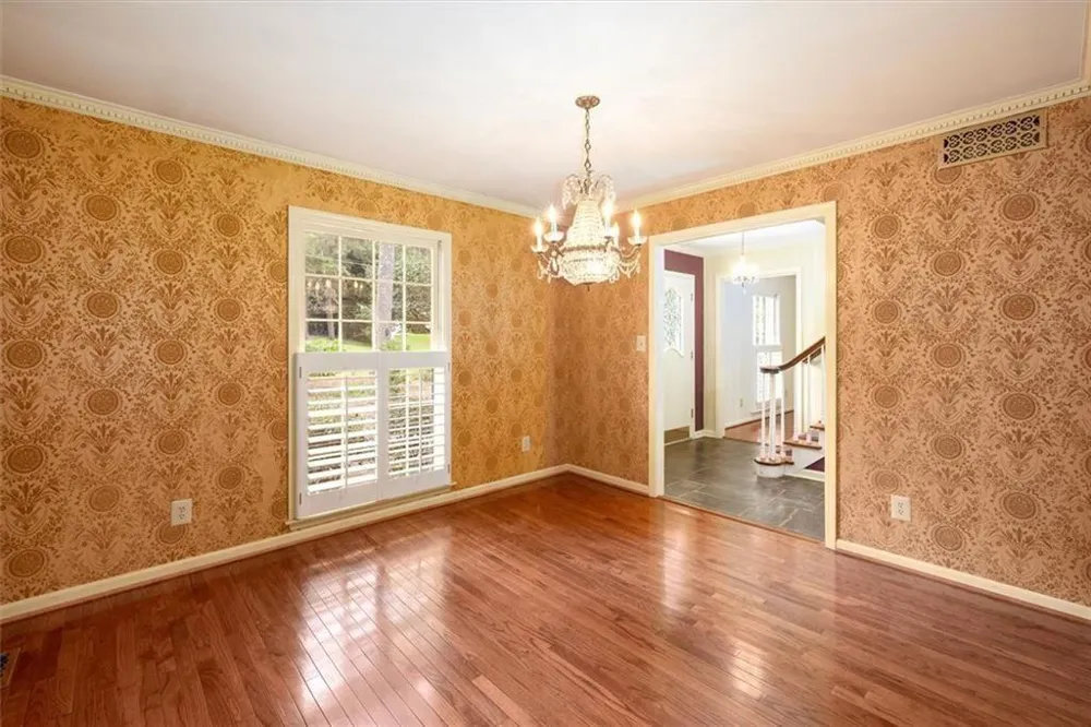 2123 Mountain Creek Drive Smoke Rise, GA 30087