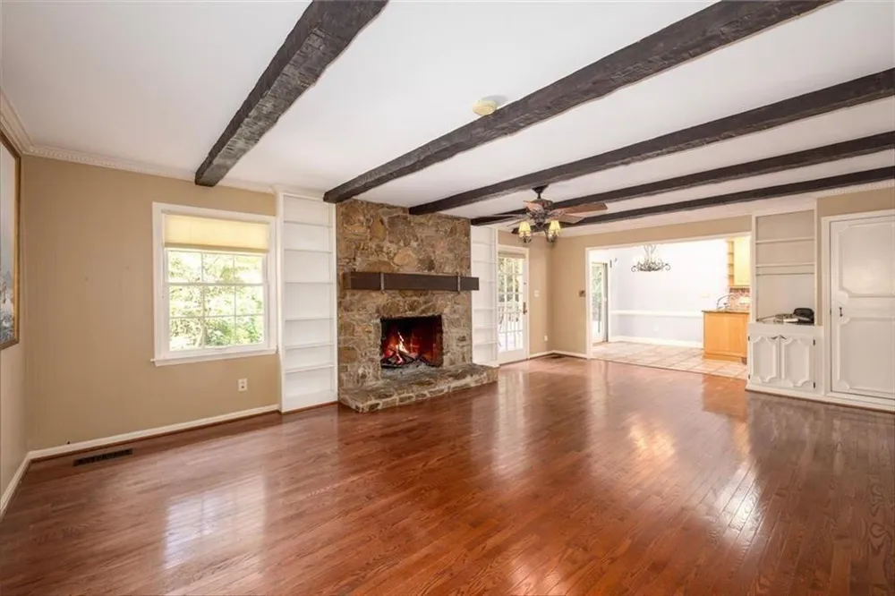2123 Mountain Creek Drive Smoke Rise, GA 30087