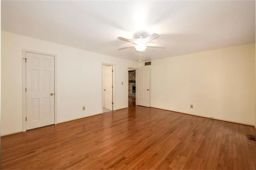 2123 Mountain Creek Drive Smoke Rise, GA 30087
