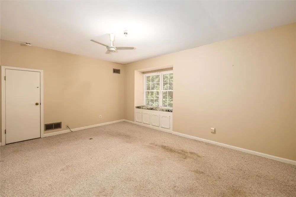 2123 Mountain Creek Drive Smoke Rise, GA 30087