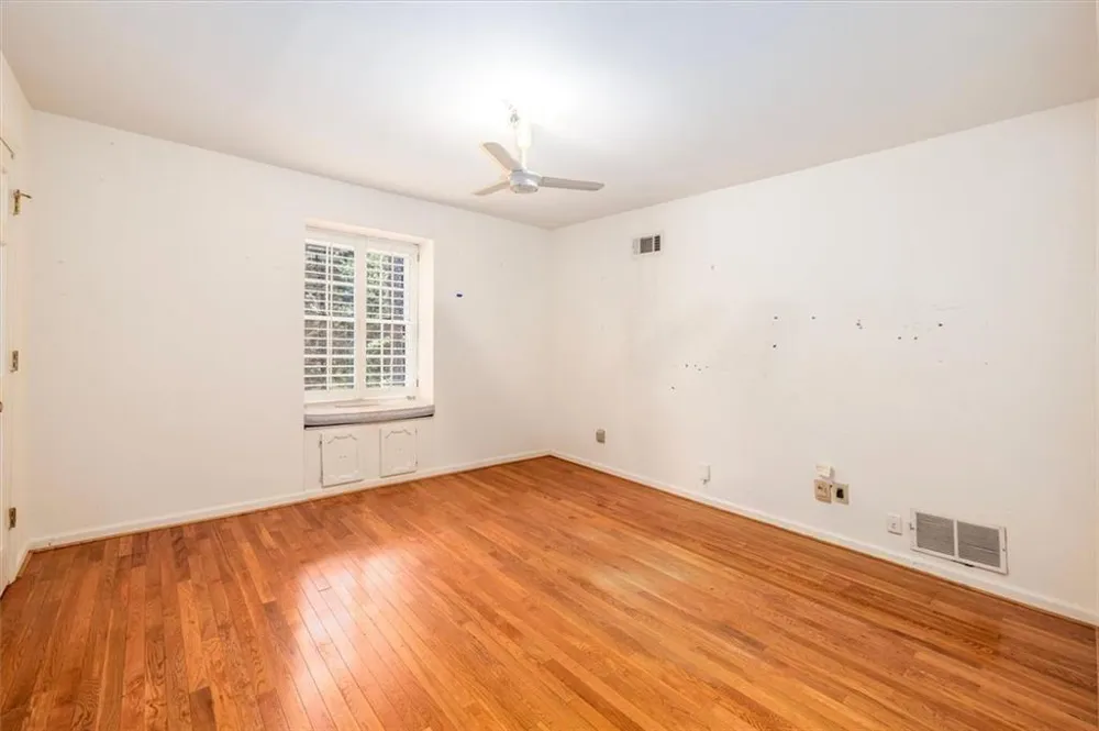 2123 Mountain Creek Drive Smoke Rise, GA 30087